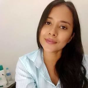 Meet your Posher, Aline